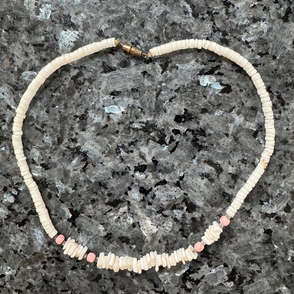 Jewelry | Vintage Puka Shell Necklace 15 Inch White Pink Bead Barrel ...